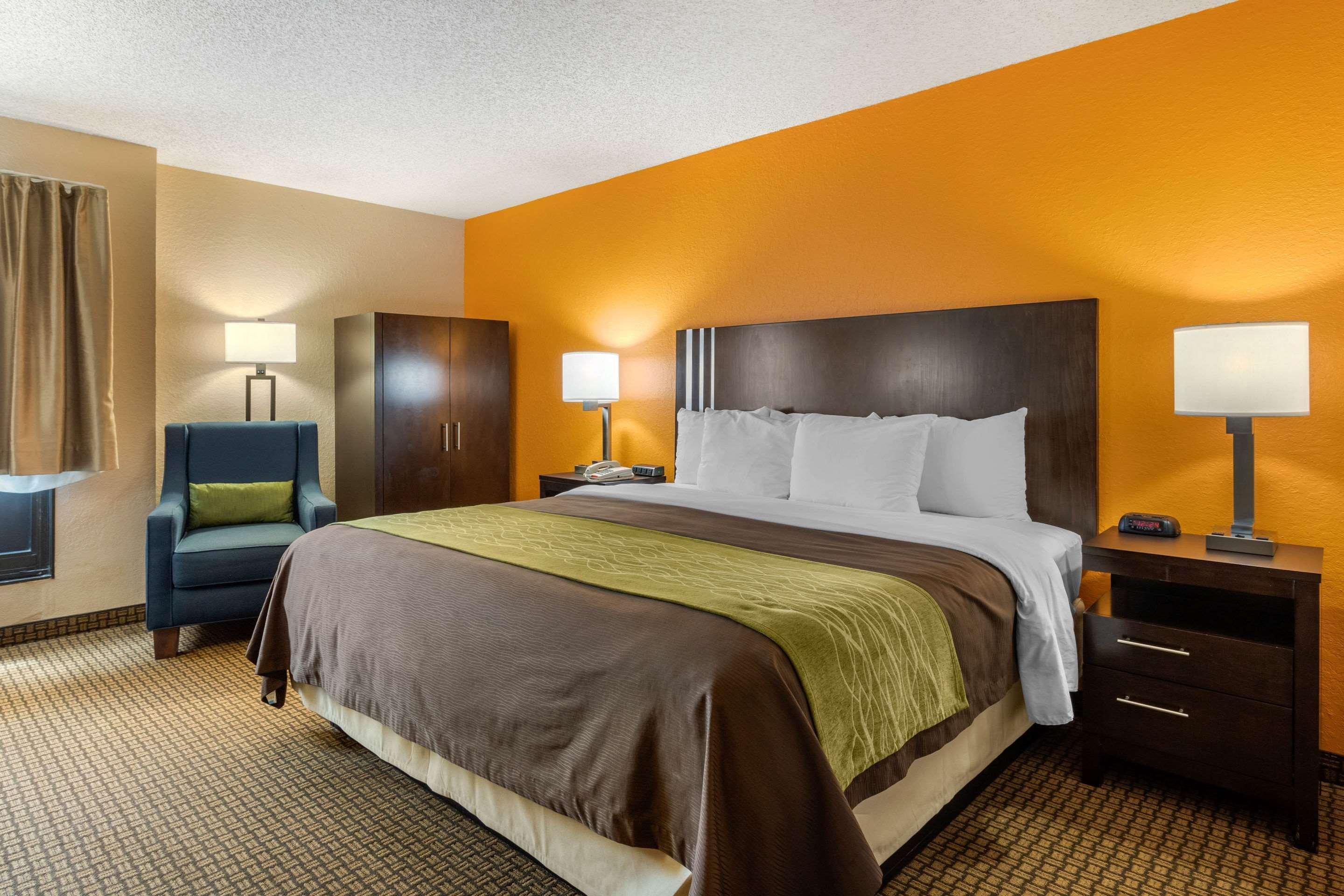 Sonesta Essential Nw Houston Hotel Exterior photo